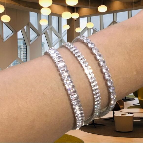BRAND NEW TENNIS BRACELET BAGUETTE - Picture 1 of 5